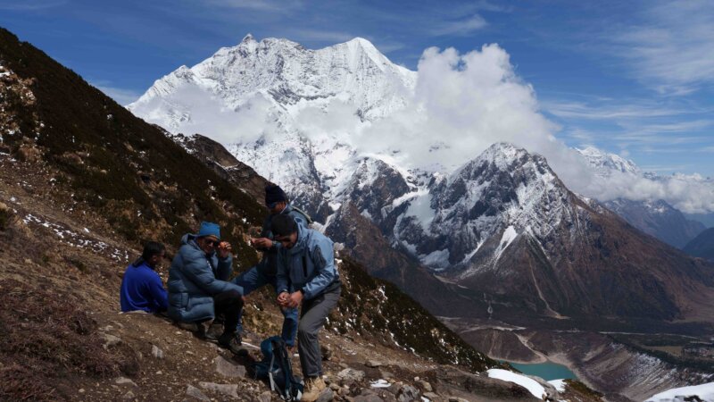 Manaslu Base Camp - Manaslu Tsum Valley Trek