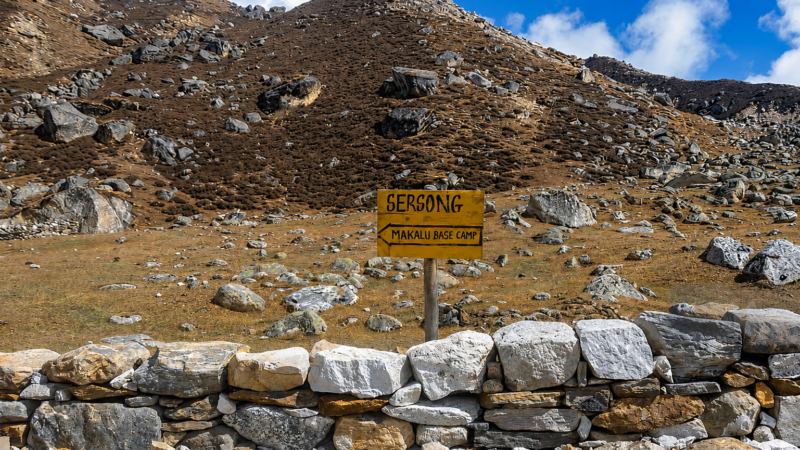 enroute makalu base camp - Makalu Base Camp Trek